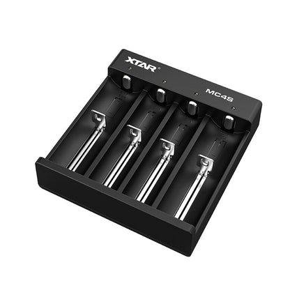 Ladegerät für zylindrische Akkus 18650 Li-ion / NiMH Xtar MC4S