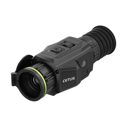 Celownik termowizyjny Pixfra Cetus PFI-C335, widok skośny od strony obiektywu