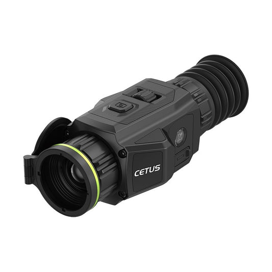 Celownik termowizyjny Pixfra Cetus PFI-C335, widok skośny od strony obiektywu