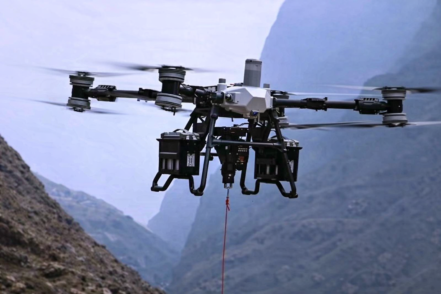 DJI FlyCart 30 – transport drone 40 kg | UAV cargo, logistics, FlyCart