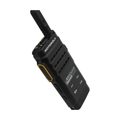 Motorola MOTOTRBO SL2600 – smukły radiotelefon DMR z wyświetlaczem OLED, zdjęcie 3